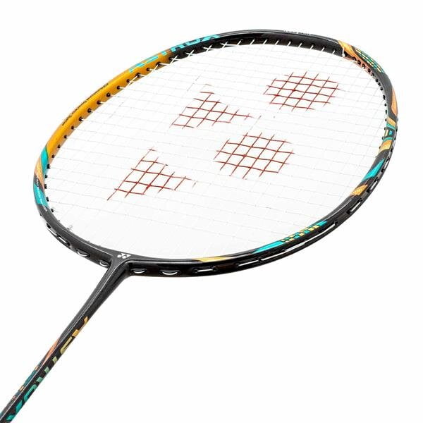 Đánh giá vợt cầu lông yonex mới nhất 2022